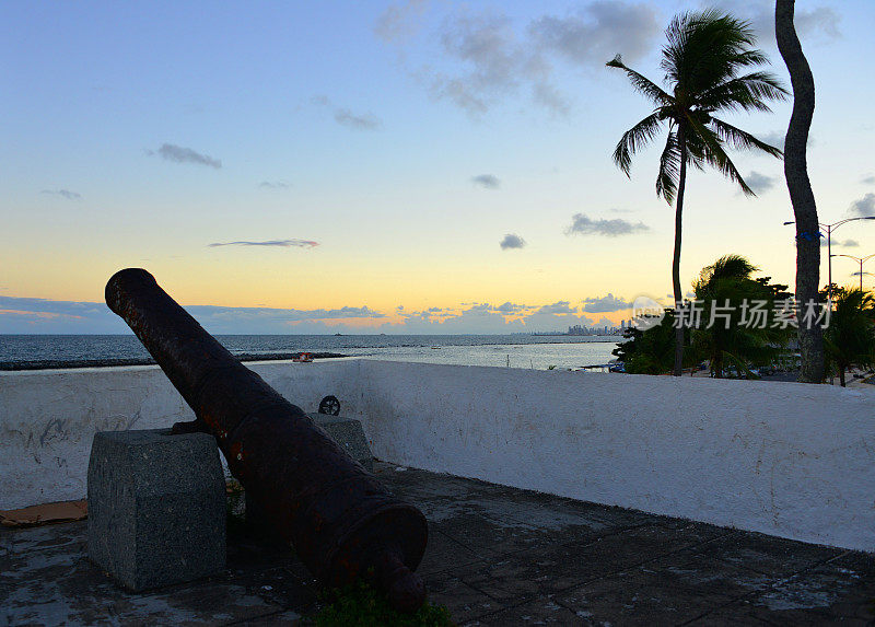 巴西Olinda: Fort of St Francis and the horizon